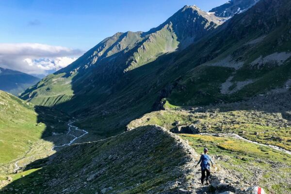 Durch die Moränenlandschaft im Vallon de Valsorey