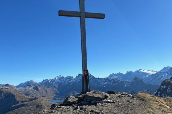 Sportliche Rundwanderung über den Hochstollen