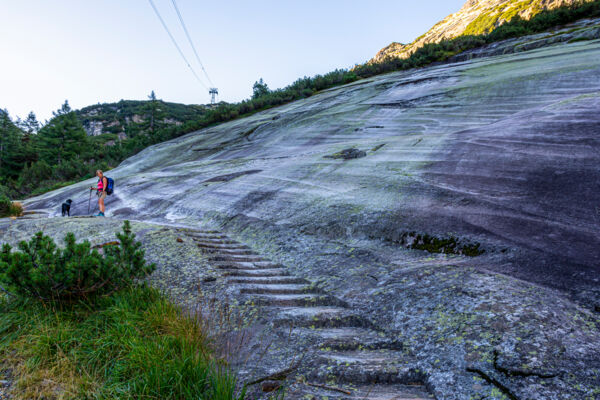 Betriebsamkeit und Ruhe am Grimselpass
