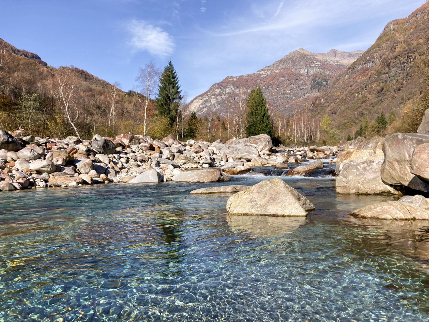 L’eau limpide de la Verzasca