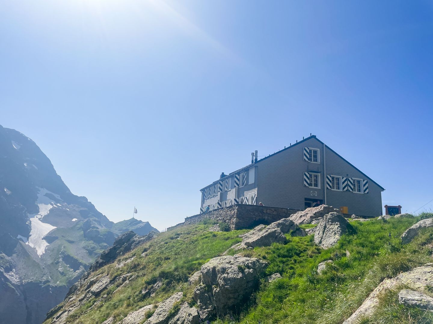 Il ne reste plus que quelques mètres jusqu’à la Glecksteinhütte.