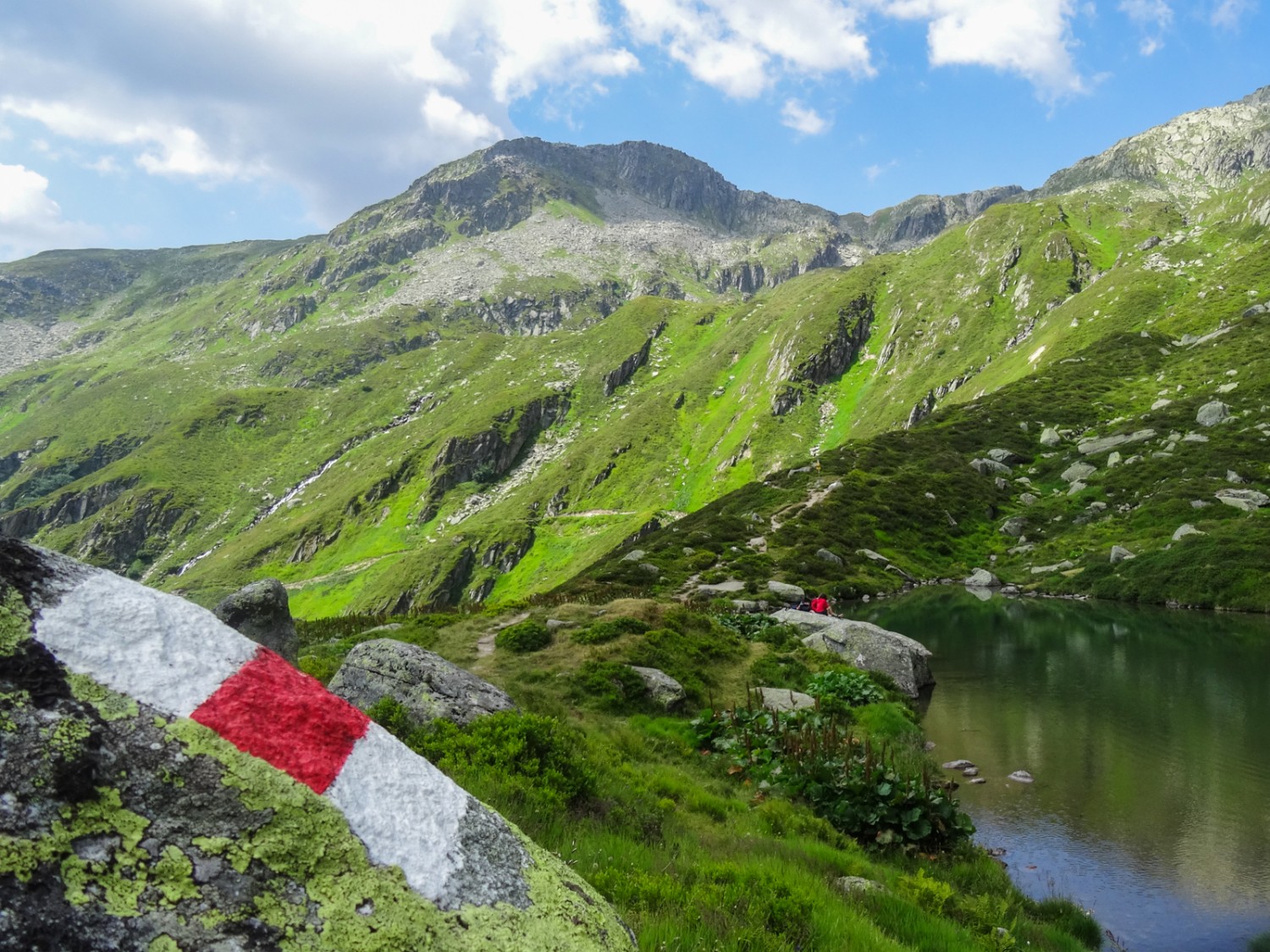 Der Lag Serein: ob der Name wohl vom Lateinischen serenus (heiter, hell, ruhig) kommt?
