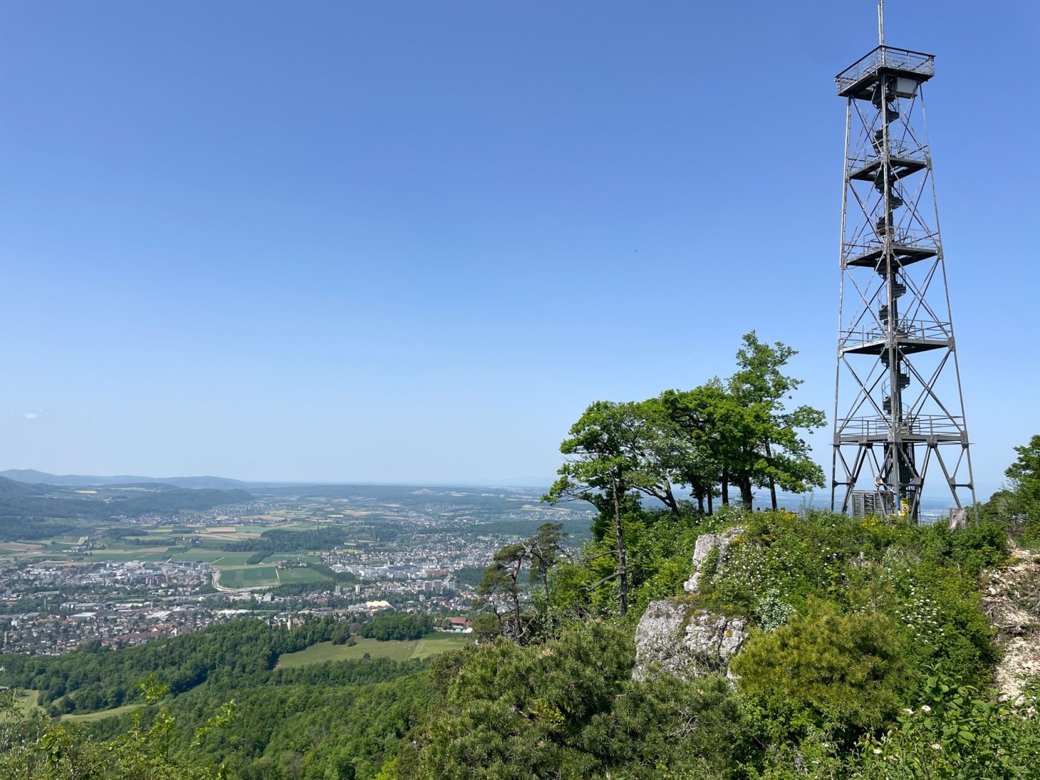 Der Gempenturm ist nur mit einem Einfrankenstück zugänglich.