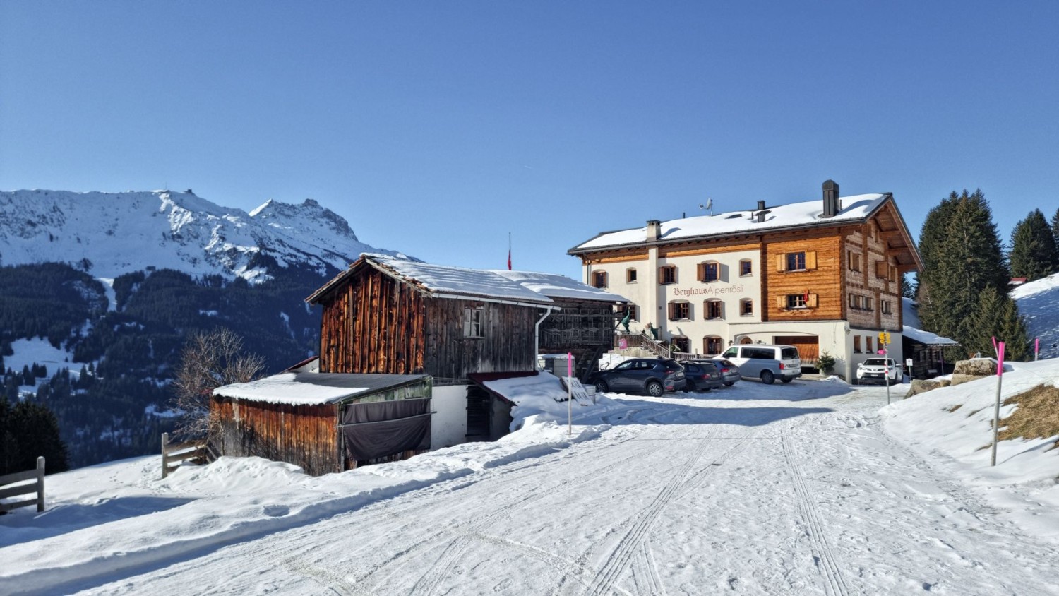 Le restaurant Alpenrösli est le but de la randonnée, parfait pour une pause le temps d’un repas.