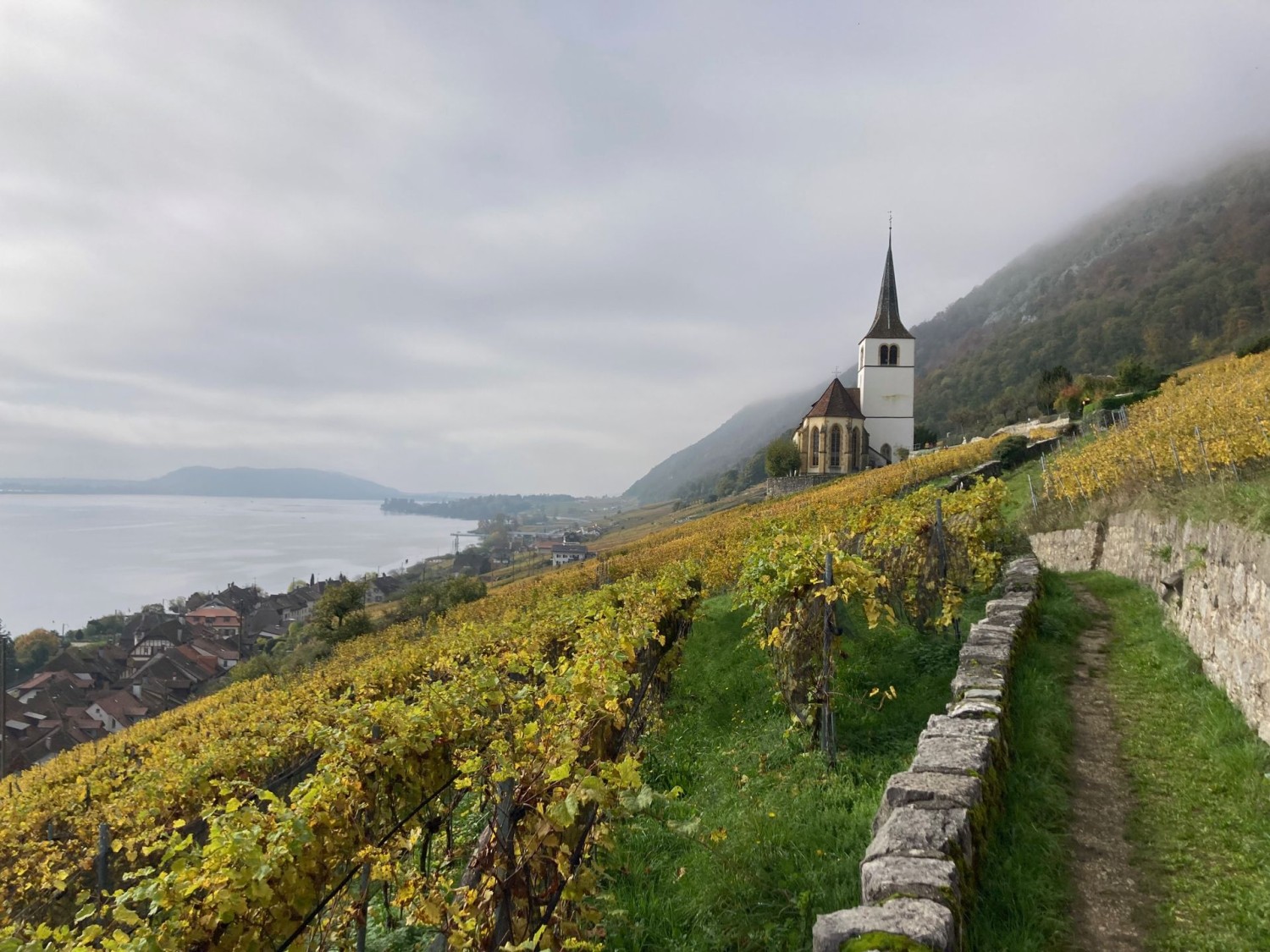 On aime se marier dans l’église de Gléresse.