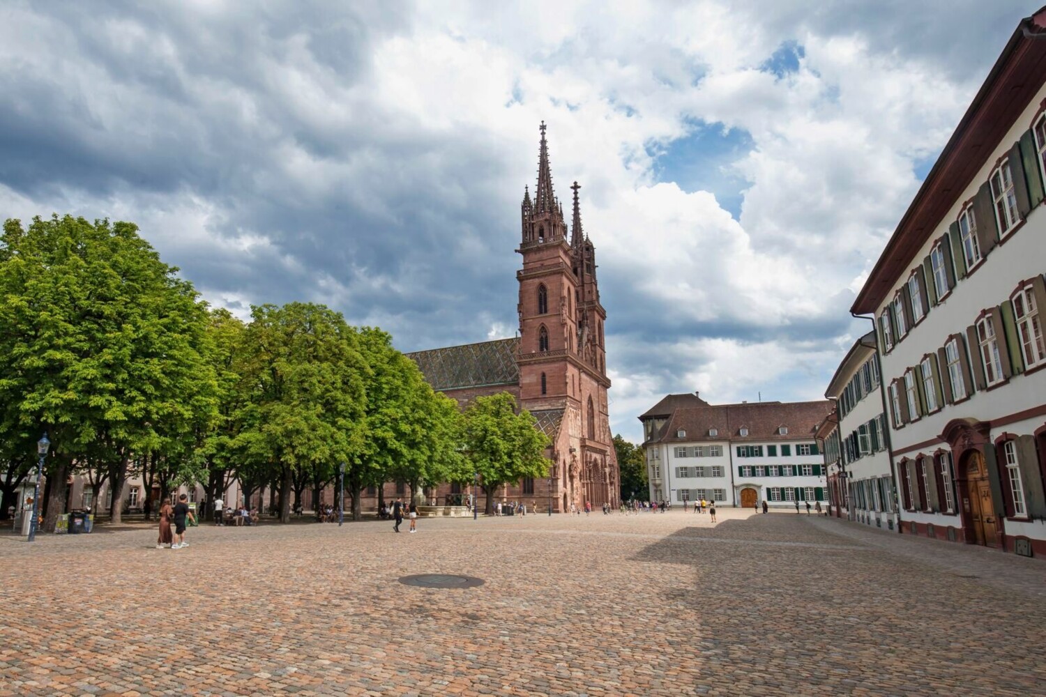 La cathédrale de Bâle, l’un des emblèmes du Grand-Bâle