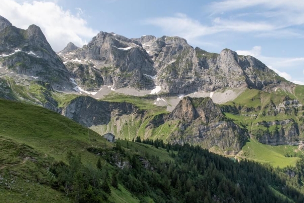 Gitschenhöreli Hütte / Alpwirtschaft Biwaldalp Isenthal Uri