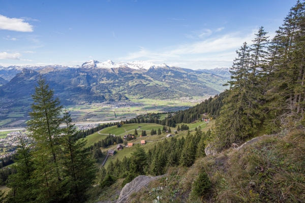 Vers le centre géographique du Liechtenstein
