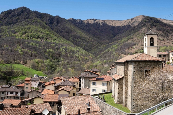 Durch Tessiner Dörfer und Kastanienwälder