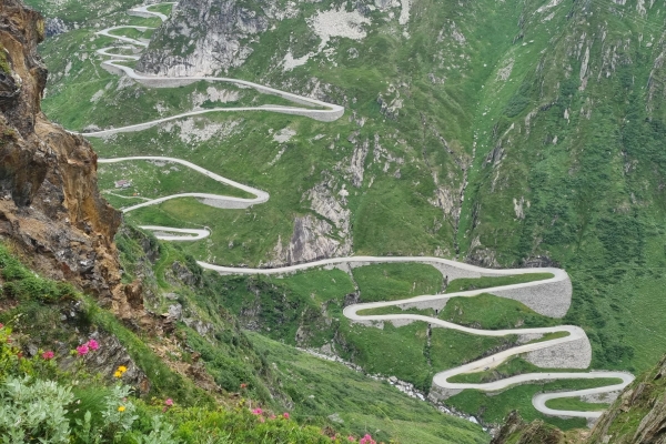 NUOVA DATA - Il San Gottardo non da sotto, ma da sopra