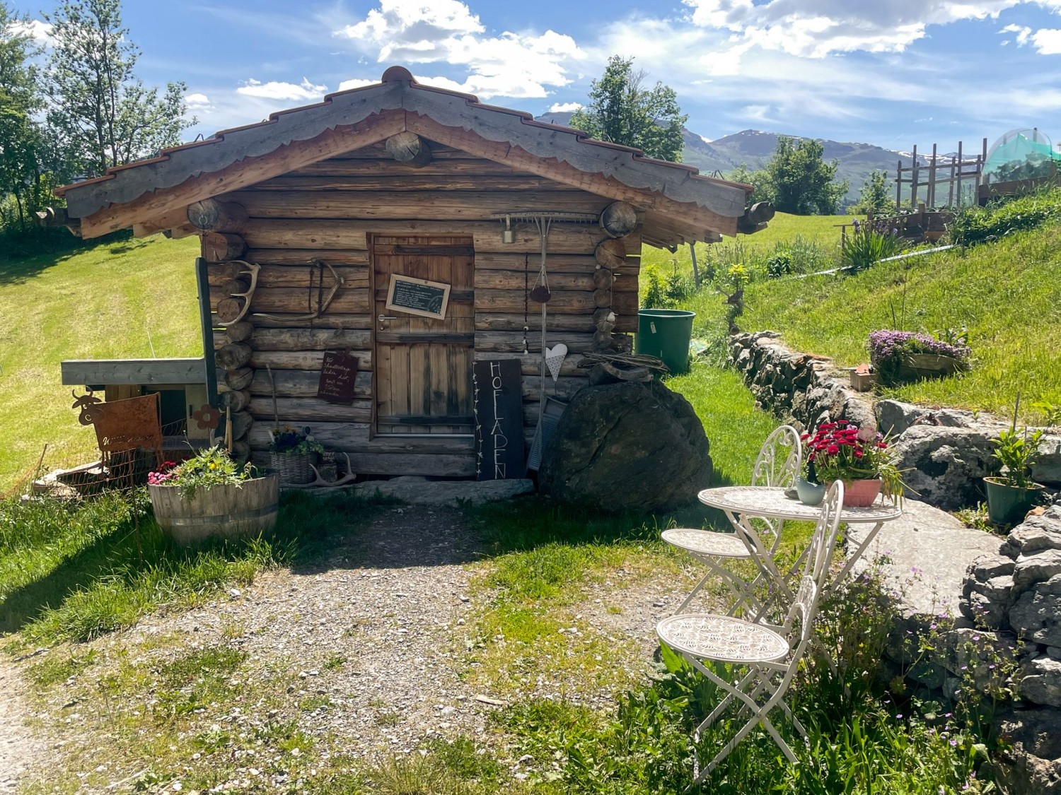 Le magasin de la ferme bio Termun au bout du village de Siat