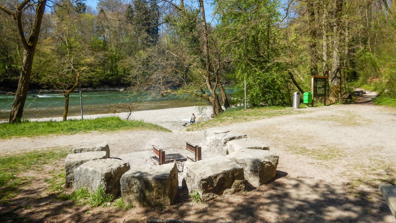 Schweizer Familie Feuerstelle Mellingen.