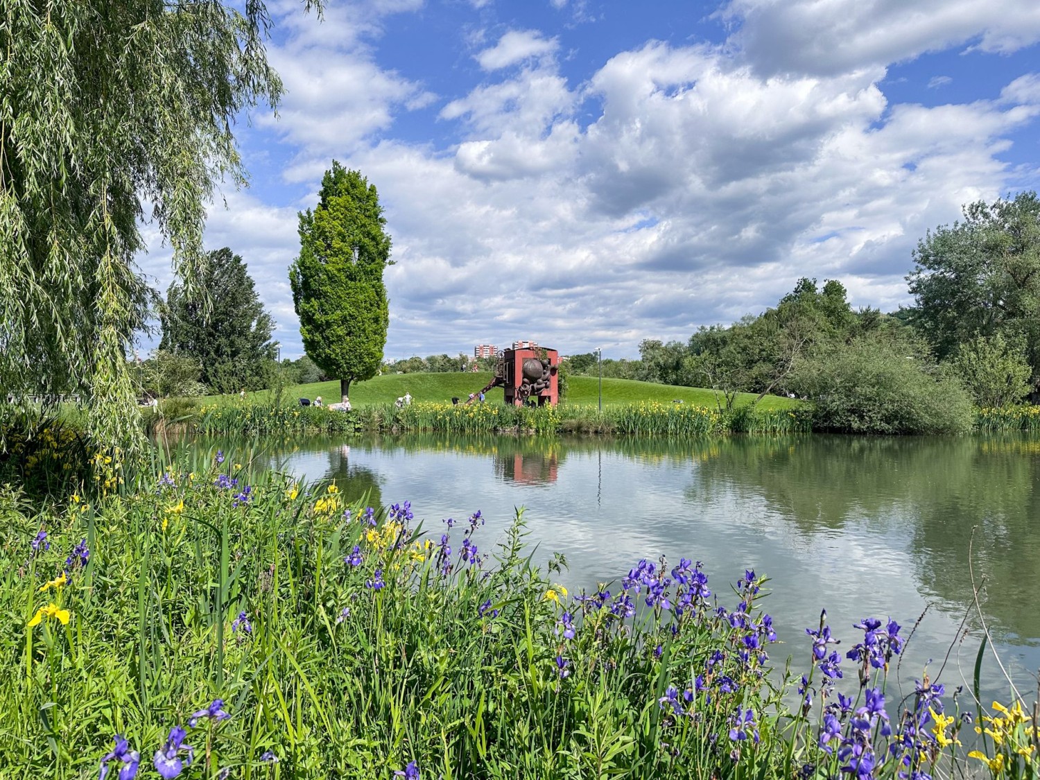 La sculpture sur métaux «Amboss» au Park im Grünen