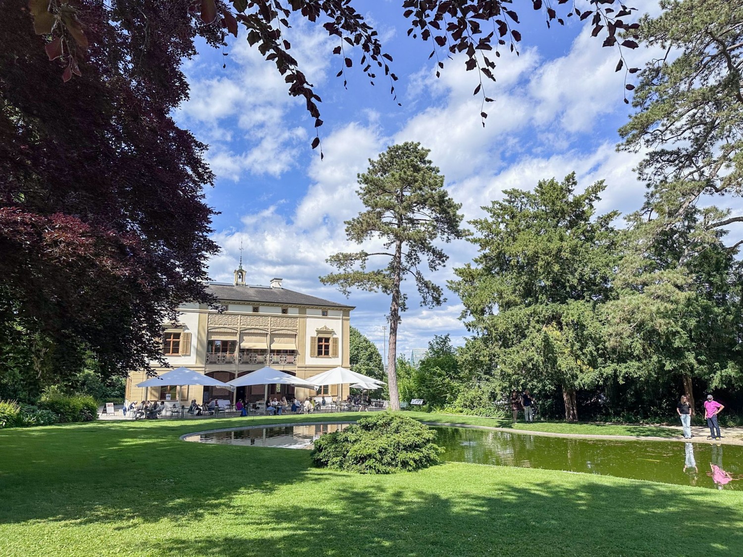 Un beau site que celui du Café Villa Merian